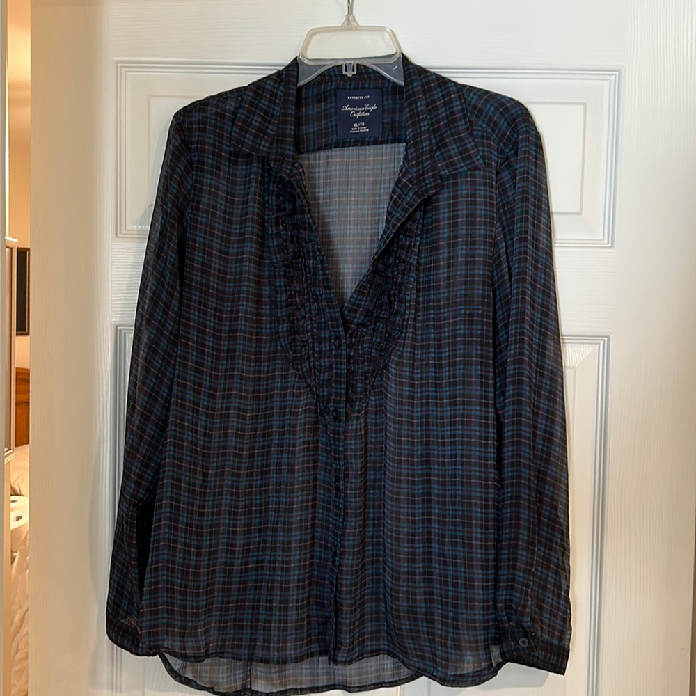 American Eagle top